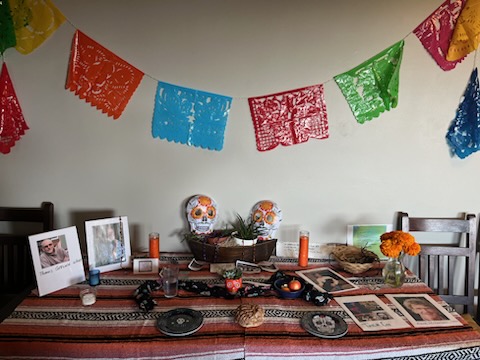 What is Day of the Dead and why does Día de los Muertos endure?